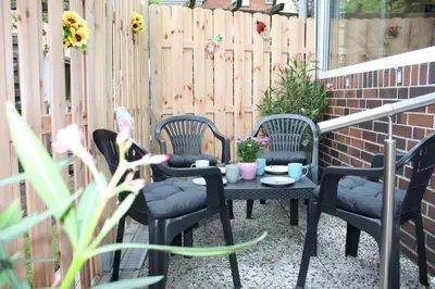 Ein Patio oder anderer Außenbereich in der Unterkunft Wellnessapartment Nr2 mit Infrarot Sauna - Wallbox - Netflix - WLAN
