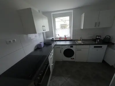 Küche/Küchenzeile in der Unterkunft FEWO Solingen Beethovenstraße
