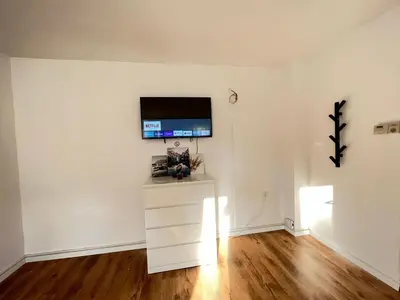 TV/Unterhaltungsangebot in der Unterkunft Worker Apartment Gelsenkirchen