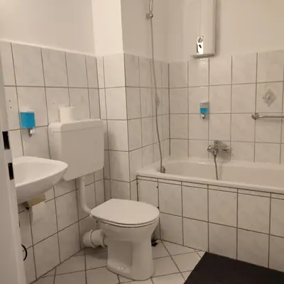 Ein Badezimmer in der Unterkunft Monteurwohnung Ferienwohnung Business Appartement Mettmann 1 OG