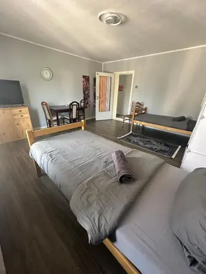 Ein Bett oder Betten in einem Zimmer der Unterkunft Monteurswohnung am Schloß 3