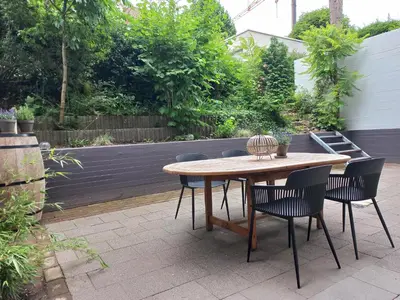 Ein Garten an der Unterkunft Im Herzen Halterns
