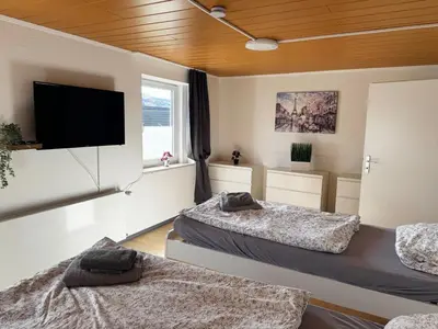 Ein Bett oder Betten in einem Zimmer der Unterkunft Wohnen auf Zeit in Hückeswagen -Neu-