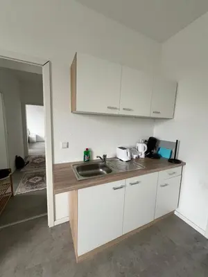 Küche/Küchenzeile in der Unterkunft Wohnung 8P Zentral Lüdenscheid