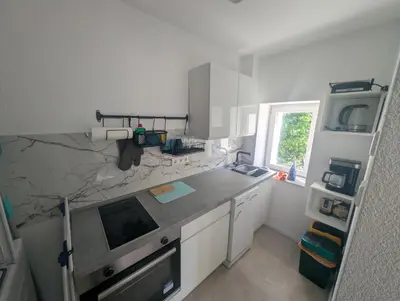 Küche/Küchenzeile in der Unterkunft Small city apartment Remscheid