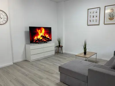TV/Unterhaltungsangebot in der Unterkunft Stilvolles Apartment Royal Zentral Ruhig & Parkplatz inkl