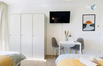 TV/Unterhaltungsangebot in der Unterkunft BEGE APARTMENTS BizConnect