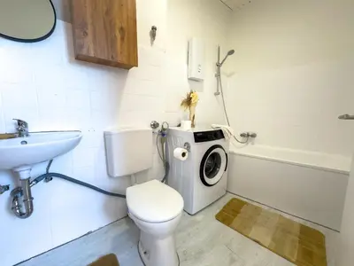 Grundriss der Unterkunft Serviceroom24 - Apartment 3 in Oberhausen WLAN - Smart-TV - 24-7 Check-in und Küche