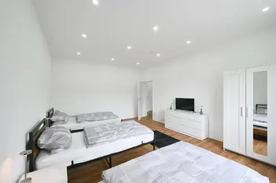 Ein Bett oder Betten in einem Zimmer der Unterkunft BetonTraum Apartments