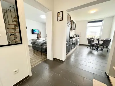 Küche/Küchenzeile in der Unterkunft Zentrale City Ferienwohnung Essen 3 Zimmer Balkon Messe
