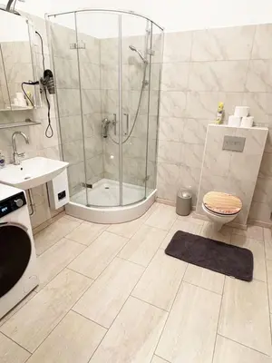Ein Badezimmer in der Unterkunft Scenic House in Solingen