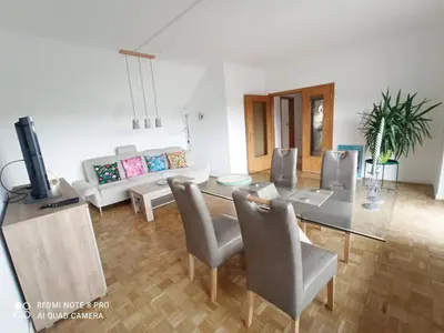 Ein Sitzbereich in der Unterkunft Gemütliche Ferienwohnung mit großer Dachterasse in gehobener Wohngegend