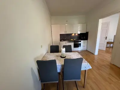 Küche/Küchenzeile in der Unterkunft Apartment near OLG & University