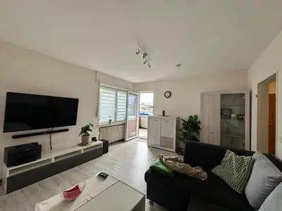 TV/Unterhaltungsangebot in der Unterkunft Schöne 2 Zimmer Wohnung, modern & stadtnah