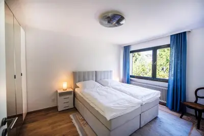 Ein Bett oder Betten in einem Zimmer der Unterkunft cruwzo Home Wuppertal- Komfort trifft Stil