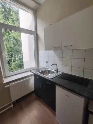 Küche/Küchenzeile in der Unterkunft Stylish 1-Bedroom Apartment for Rent - Central Essen Location