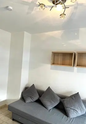 Ein Sitzbereich in der Unterkunft New fully equipped apartment with private parking space