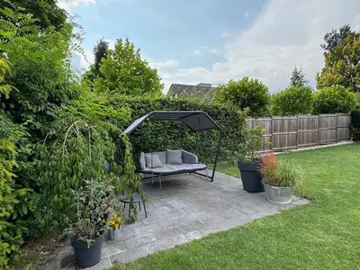 Ein Garten an der Unterkunft Nachtigall