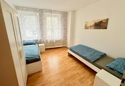 Ein Bett oder Betten in einem Zimmer der Unterkunft Evelins Haus Monteur und Familienwohnung