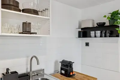 Küche/Küchenzeile in der Unterkunft Gartenwohnung - NEU!In Remscheid - bei Köln