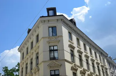 Das Gebäude in dem sich die Ferienwohnung befindet