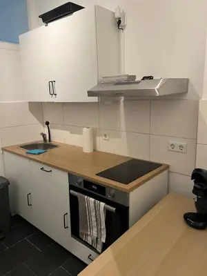 Küche/Küchenzeile in der Unterkunft HagenStay Bülow 1