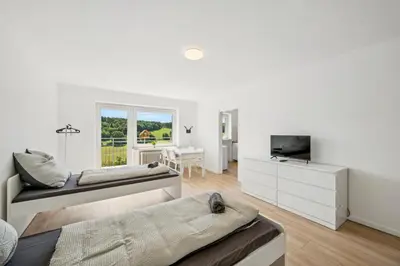 TV/Unterhaltungsangebot in der Unterkunft Lüdenscheid Stay- Moderne Monteurzimmer