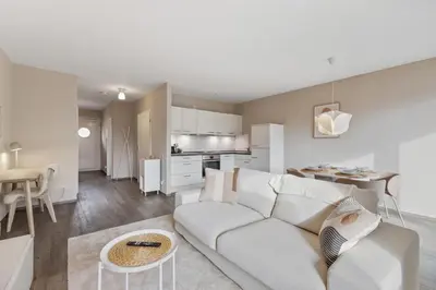 Küche/Küchenzeile in der Unterkunft 2-Zimmer Duisburg City Apartment 50m2 - Nähe Innenhafen und HBF