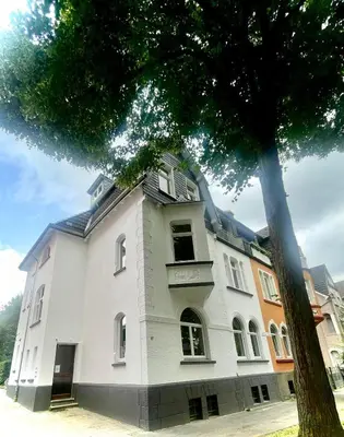 Das Gebäude in dem sich die Ferienwohnung befindet
