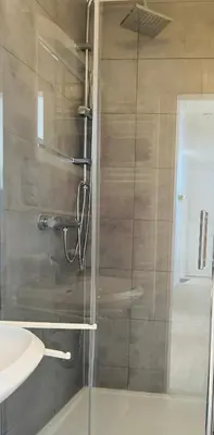 Ein Badezimmer in der Unterkunft Großzügige Wohnung mit großem Wohnzimmer im Zentrum von Hagen