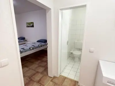 Ein Badezimmer in der Unterkunft Monteurwohnung mit Balkon in Duisburg