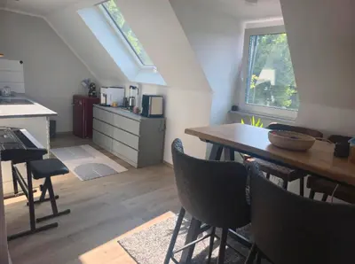 Küche/Küchenzeile in der Unterkunft Eine saubere und schöne Wohnung für paar oder Familie oder Einzelpersonen