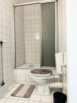Ein Badezimmer in der Unterkunft Messe Apartment - Near Trade Fair Grounds