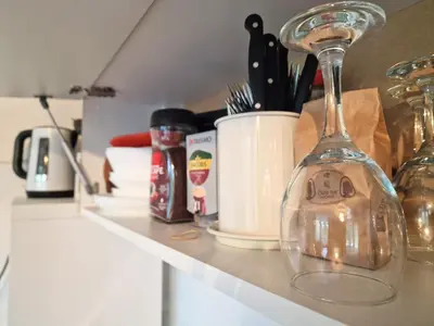 Küche/Küchenzeile in der Unterkunft Barrier-Free Studio Near Messe