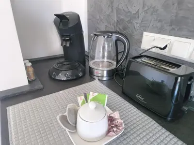 Kaffee-/Teezubehör in der Unterkunft Bei Pina - Business apartment nahe Düsseldorf