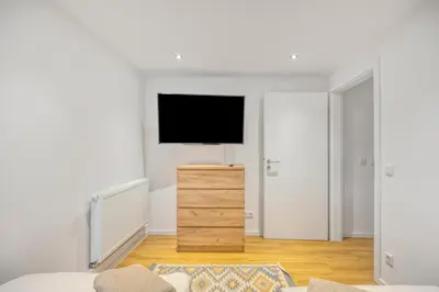 TV/Unterhaltungsangebot in der Unterkunft Zentral gelegen in Haan - 4 Schlafzimmer- Bis zu 7 Personen