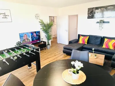 TV/Unterhaltungsangebot in der Unterkunft MOLA Apartments - Panoramablick, Balkon, 5 Pers, Bahnhofsnähe, Parkplatz