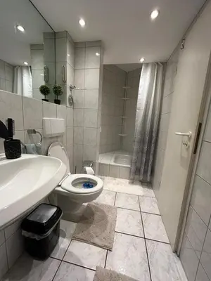 Ein Badezimmer in der Unterkunft Apartment near Messe Düsseldorf- Airport Rhine