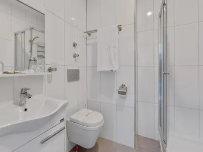 Ein Badezimmer in der Unterkunft Apartment in Oberhausen near Scenic Lake