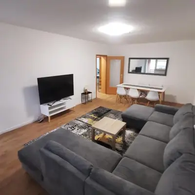 Home 18 - Monteurwohnung für 8 Personen