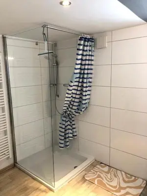 Ein Badezimmer in der Unterkunft Big House in Duisburg - maximal 6 Persons with Garden