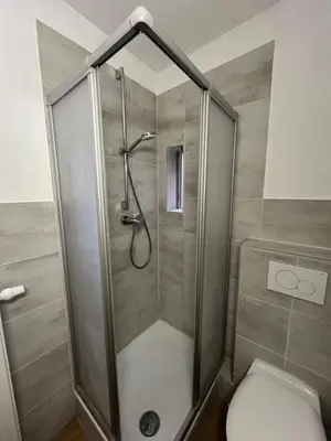 Ein Badezimmer in der Unterkunft Ferienwohnung Oberhausen, zentral und voll ausgestattet