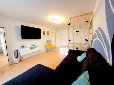 TV/Unterhaltungsangebot in der Unterkunft Wohnen auf Zeit in Mülheim an der Ruhr
