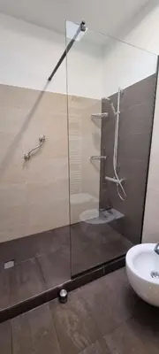 Ein Badezimmer in der Unterkunft Panorama View Apartment