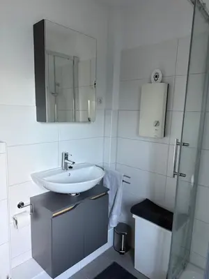 Ein Badezimmer in der Unterkunft Gemütliche 2-Zimmer im Erdgeschoss mit guter Anbindung