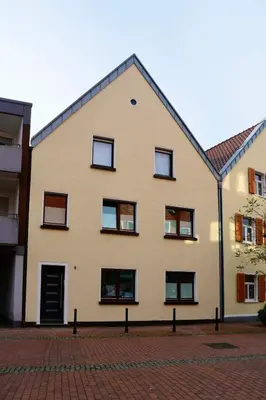 Das Gebäude in dem sich die Ferienwohnung befindet