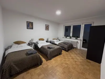 Ein Bett oder Betten in einem Zimmer der Unterkunft H&H Duisburg