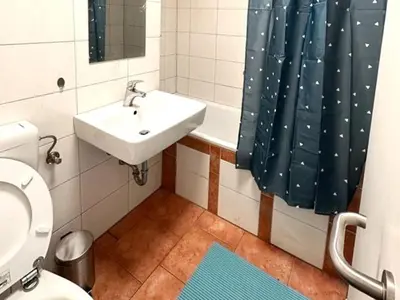 Ein Badezimmer in der Unterkunft Voll ausgestattetes Apartment in Marl