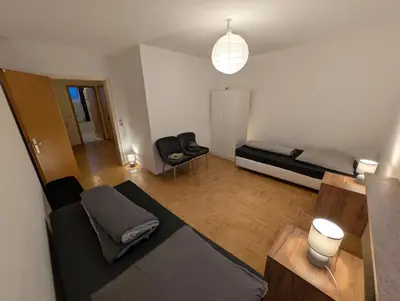 Ein Sitzbereich in der Unterkunft Luna City Apartments - Central Living