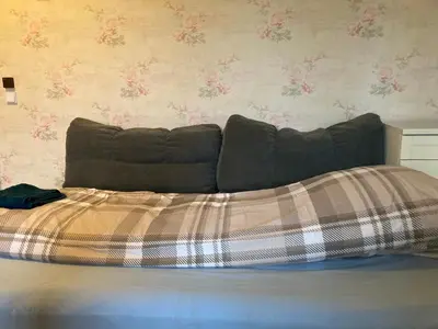Ein Bett oder Betten in einem Zimmer der Unterkunft Geräumiges Apartment 90 m Zwei Schlafzimmer große Küche mit Essbereich Badewanne Waschmaschine Spülmaschine gesamte Unterkunft gehört Ihnen
